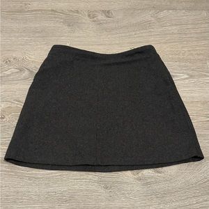 Aritzia Wilfred Skirt